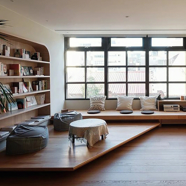 如何利用客廳+地臺打造無電視機客廳?