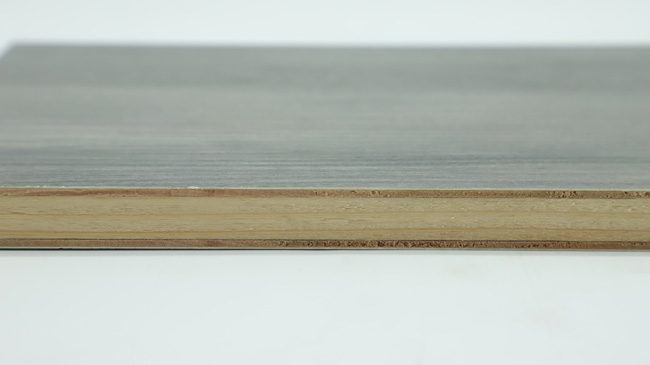 ��ľ����